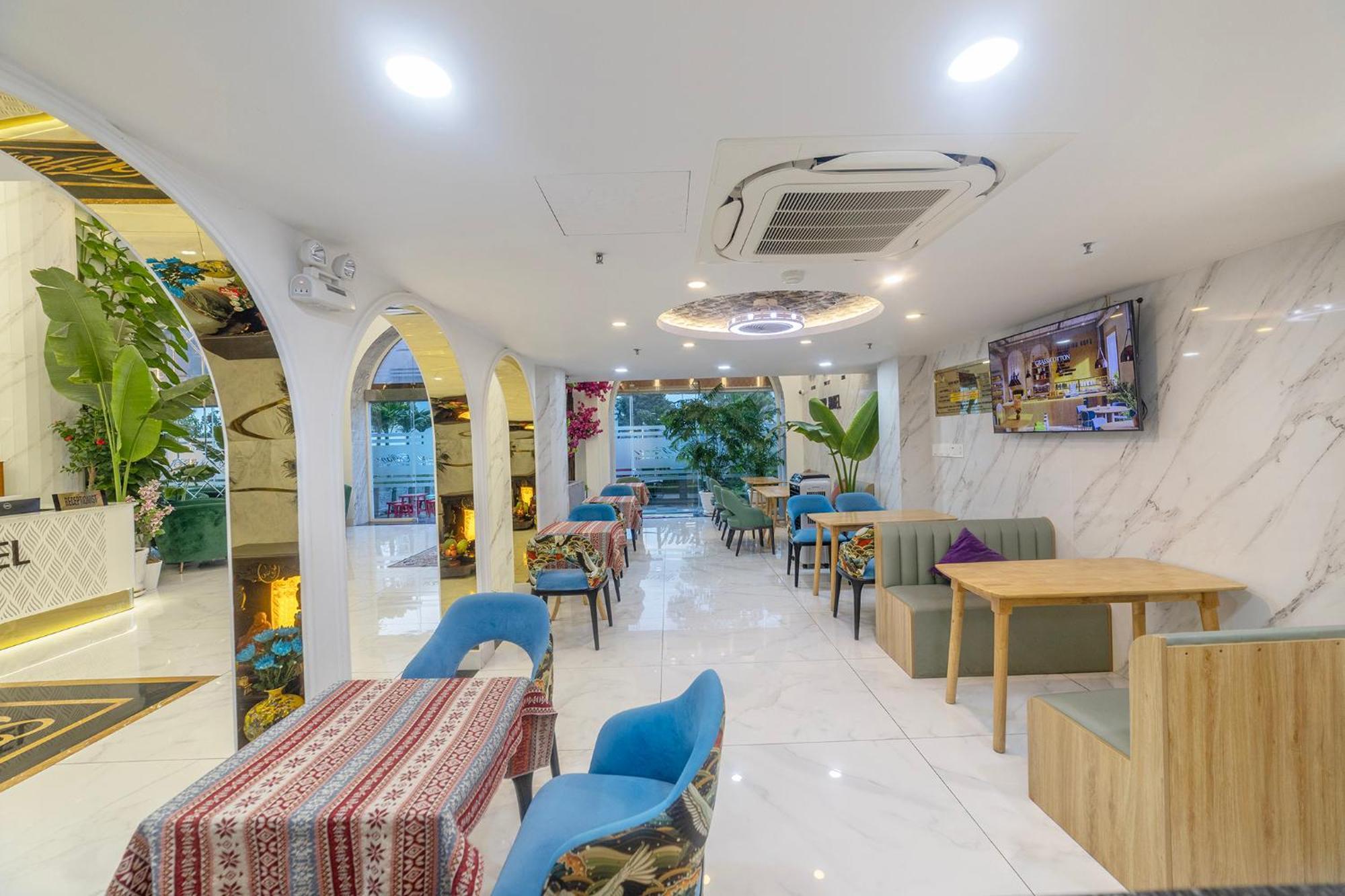 Tiffany Hotel & Restaurant Phan Thiet Exterior foto